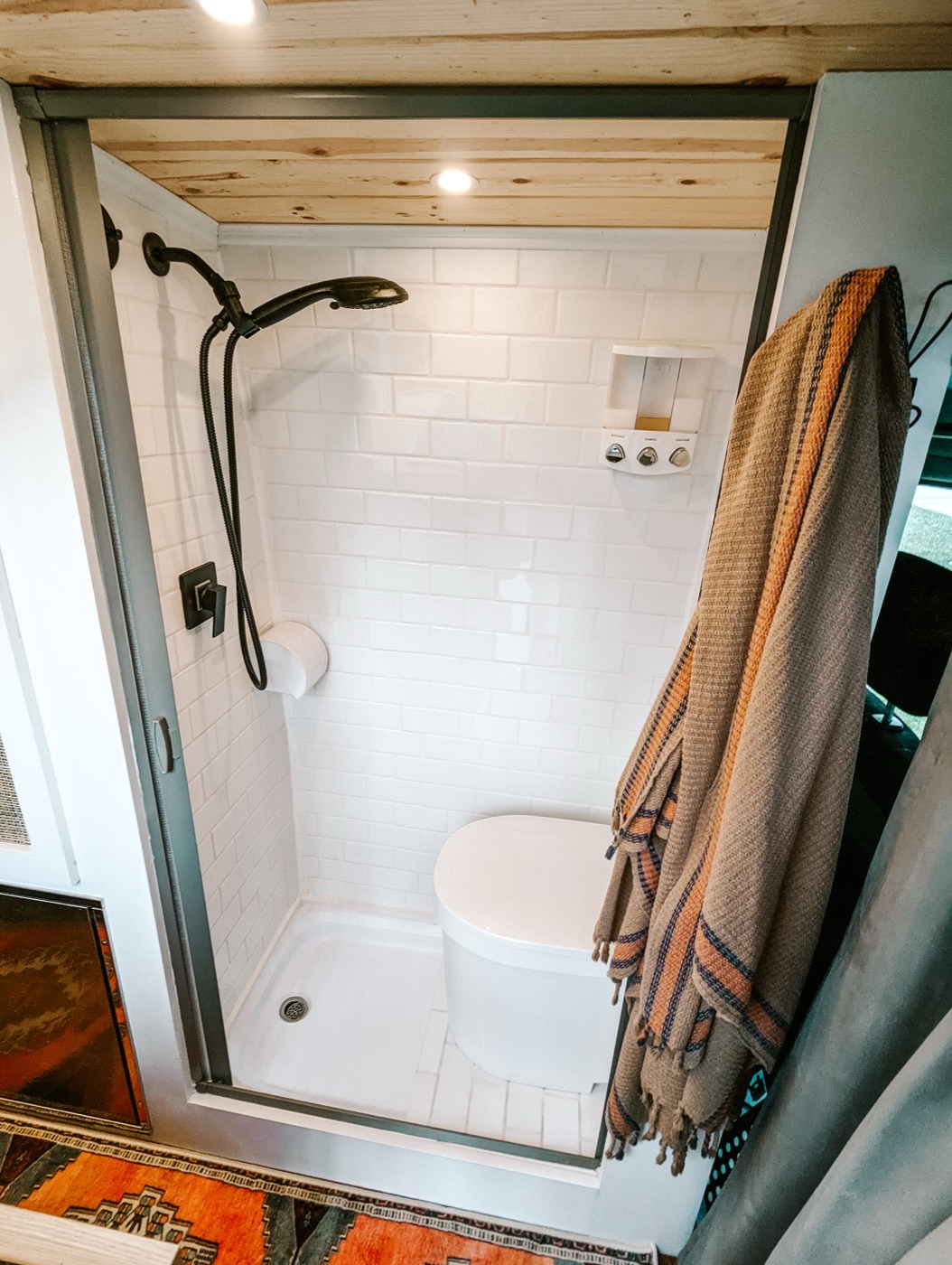 The van build, photo 3